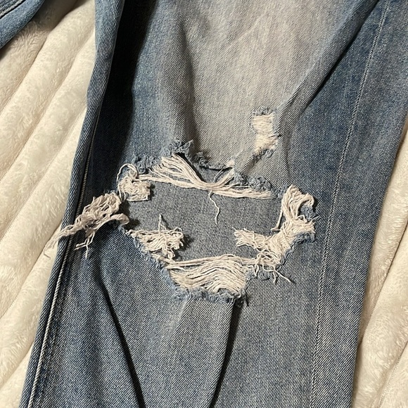 American Eagle Mom Jean | Size 18 Regular - Picture 3 of 10